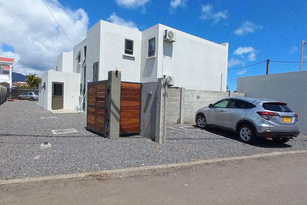 Bois Mapou Self Catering Apartments Unit 203 Rivière Noire Extérieur photo